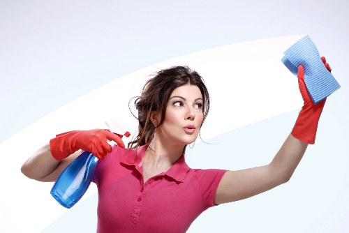 Local Chelsea cleaners handling a detailed property clean